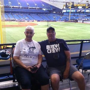 Meet your Posher, Kenneth